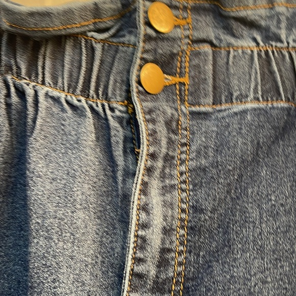 Forever21 paperboy Jean pants. 2x. Elastic waist all around - Picture 2 of 5